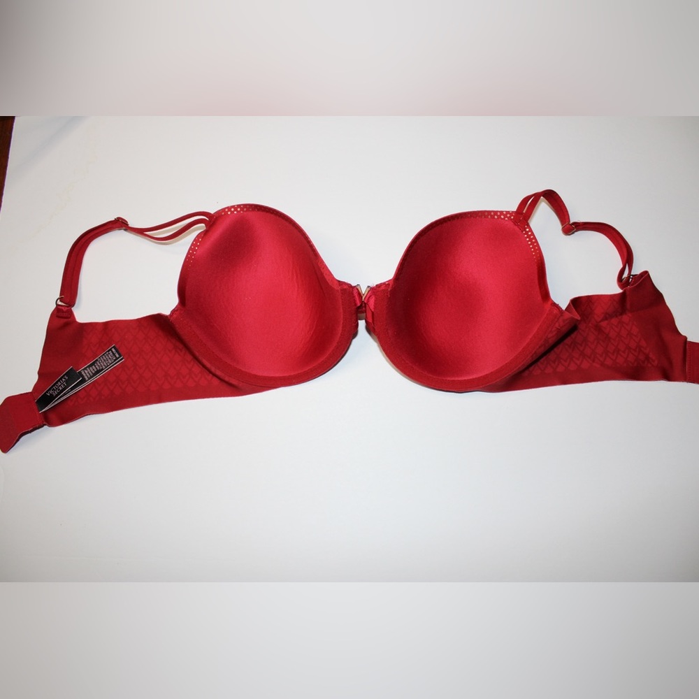 Victoria Secret - Picture 3 of 7